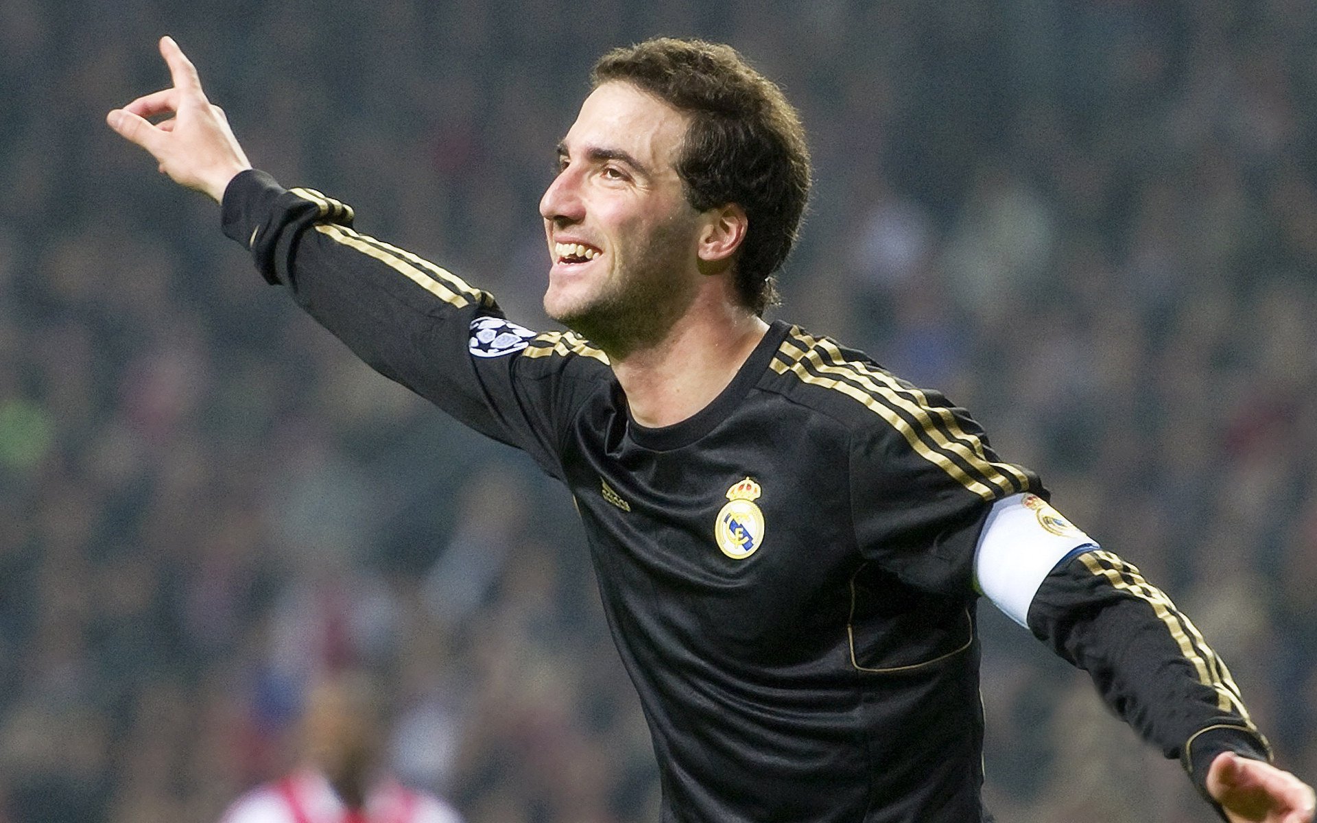 萨拉赫巅峰对决，姆巴佩与50激战IG分钟，回归赛场胜负难料！